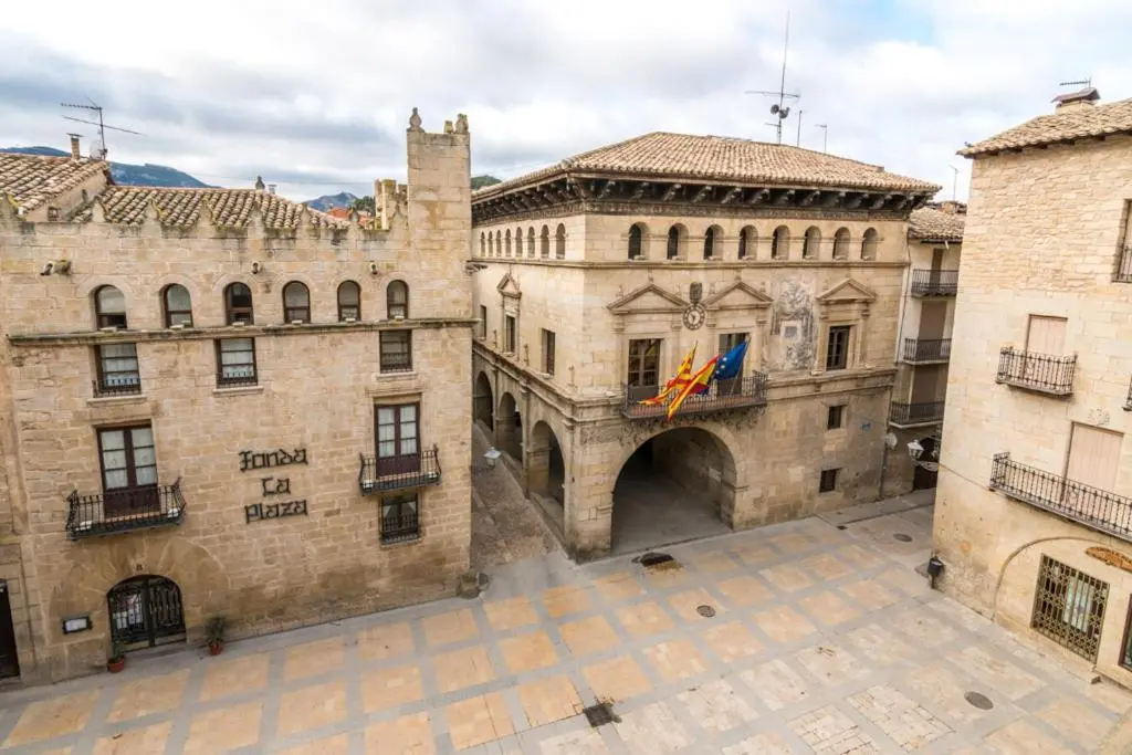 Plaza de España de Valderrobres